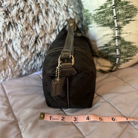 COACH | Vintage Mini Signature Mini Monogram Hobo Handbag - Picture 4 of 6